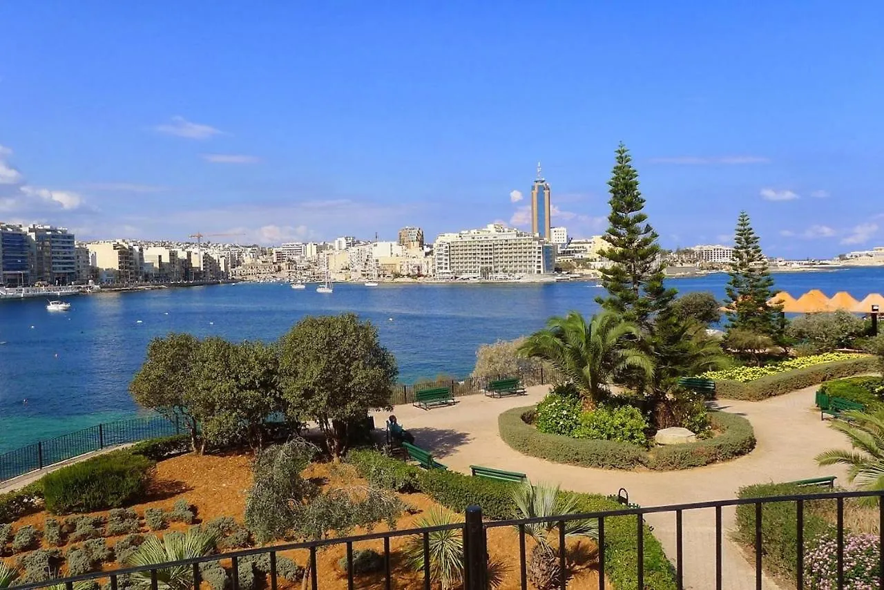 Central Apartment In St Julian'S, Perfect For Families San Julián